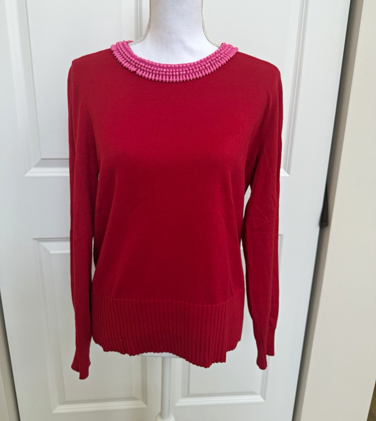 NWT Talbots Women’s Sz M Red Knit Pullover Sweater Crew Neck Beaded Long Sleeve NWT Talbots Women’s Sz M Red Knit Pullover Sweater Crew Neck Beaded Long Sleeve