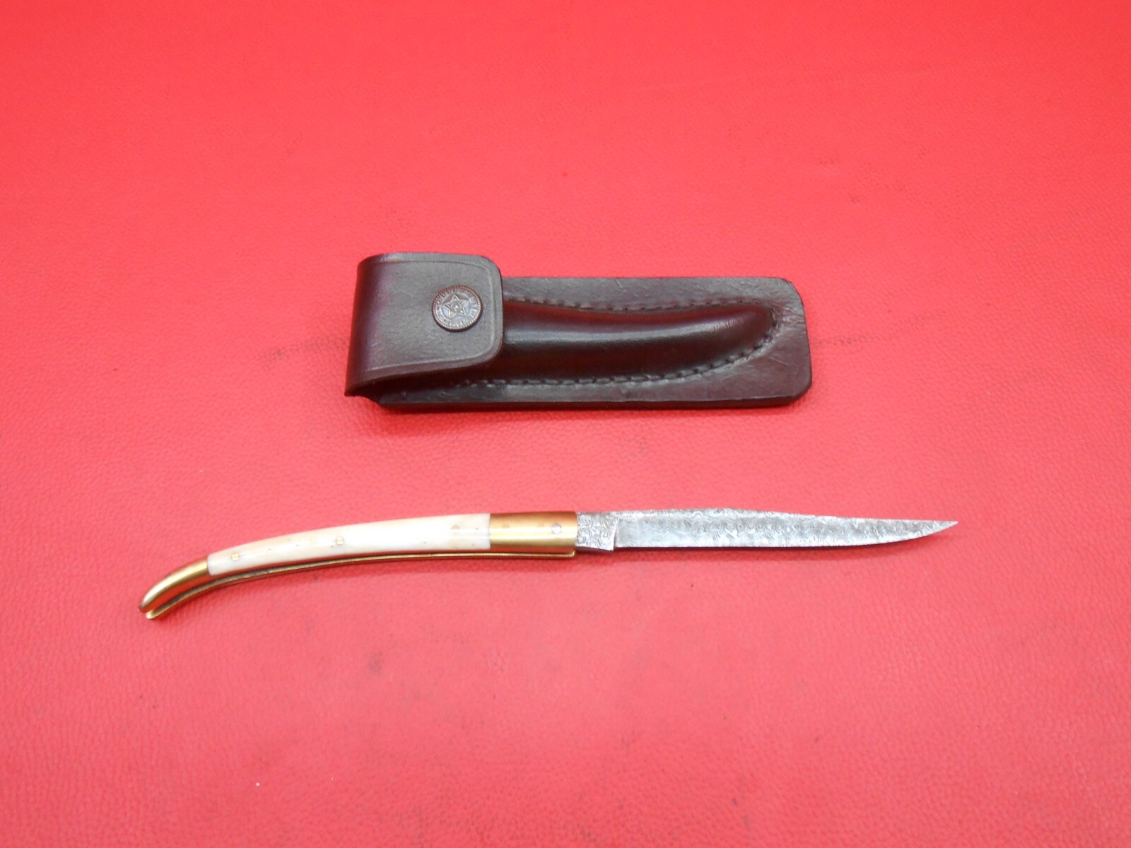 Custom Made Damascus Blade Forge De Laguiole Knife Bone Handles With Sheath S510 Custom Made Damascus Blade Forge De Laguiole Knife Bone Handles With Sheath S510