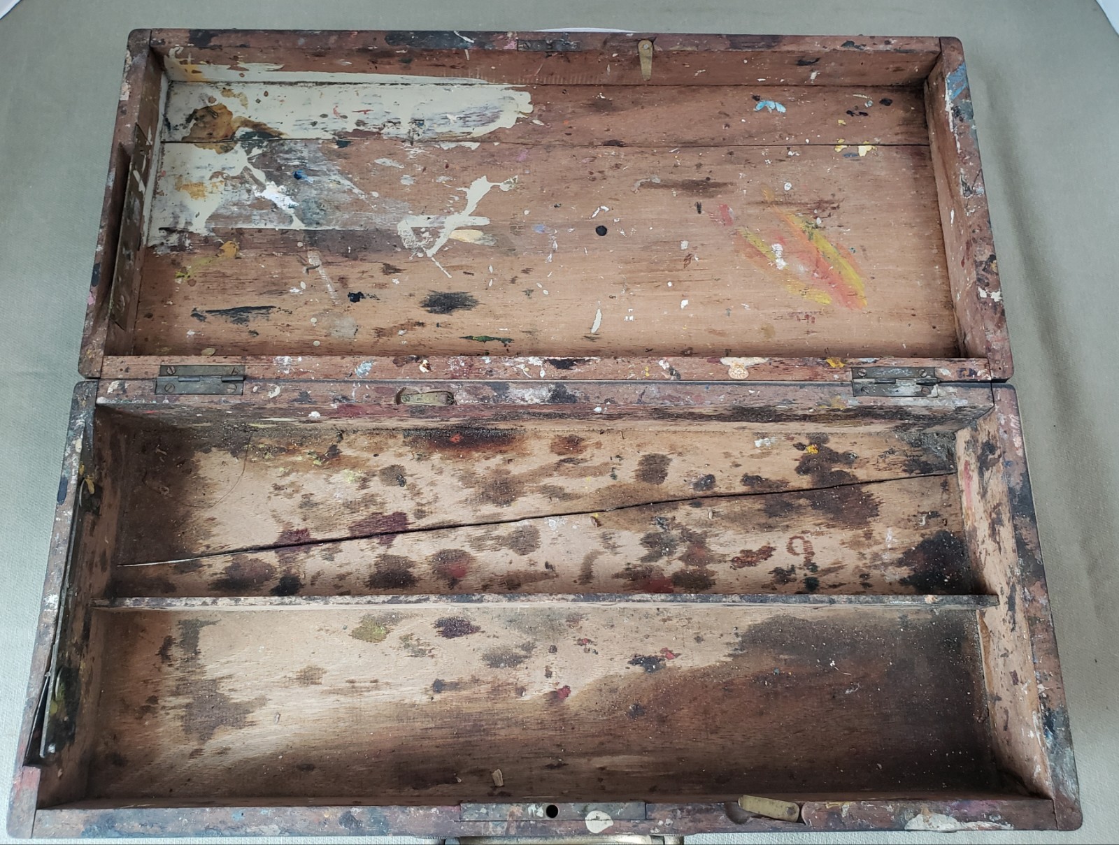 Antique Wooden Artist Paint Box Chest Antique Wooden Artist Paint Box Chest