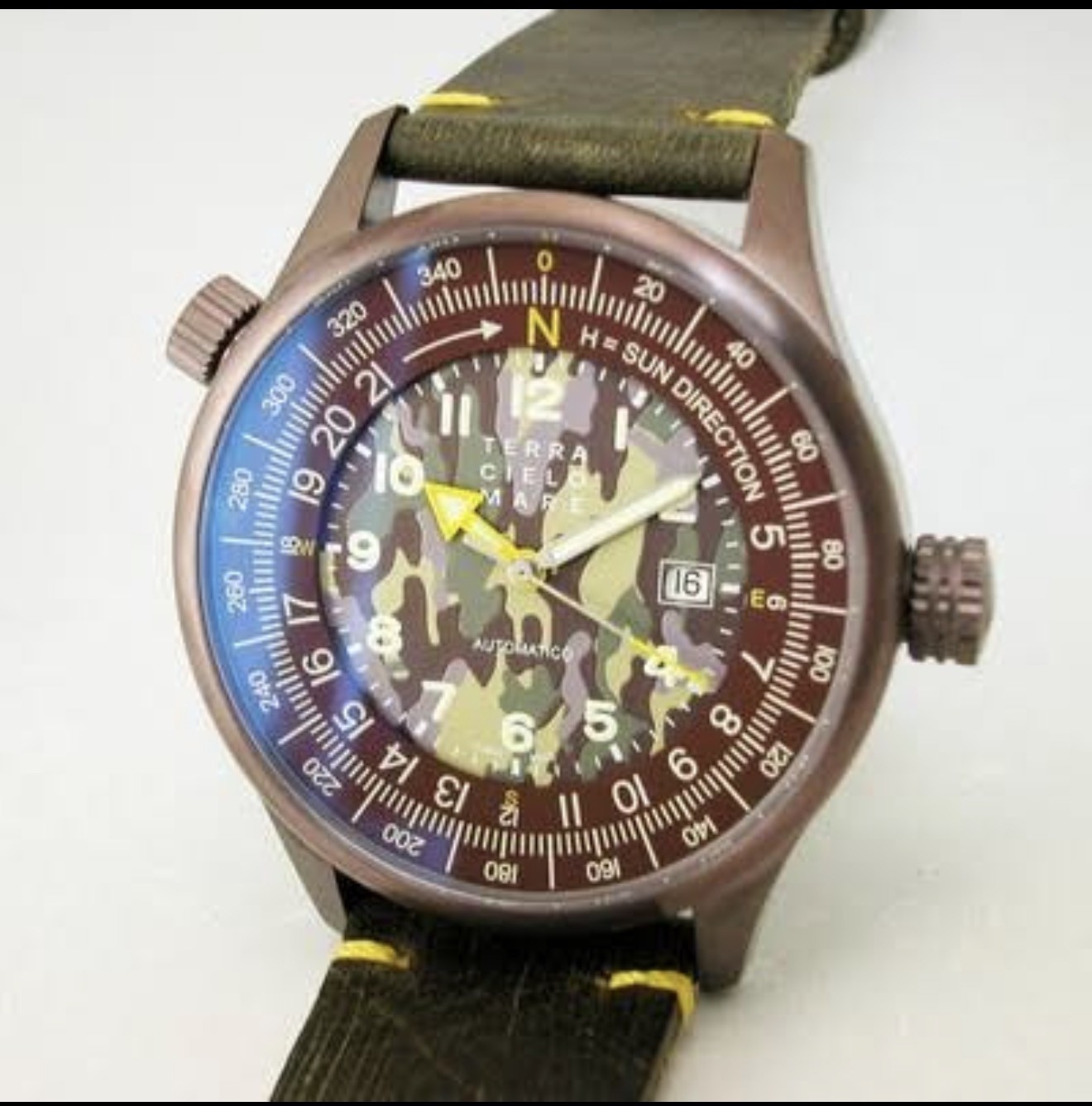 Terra Cielo Mare Orienteering Automatic Camo Dial Date 47mm 100m Watch