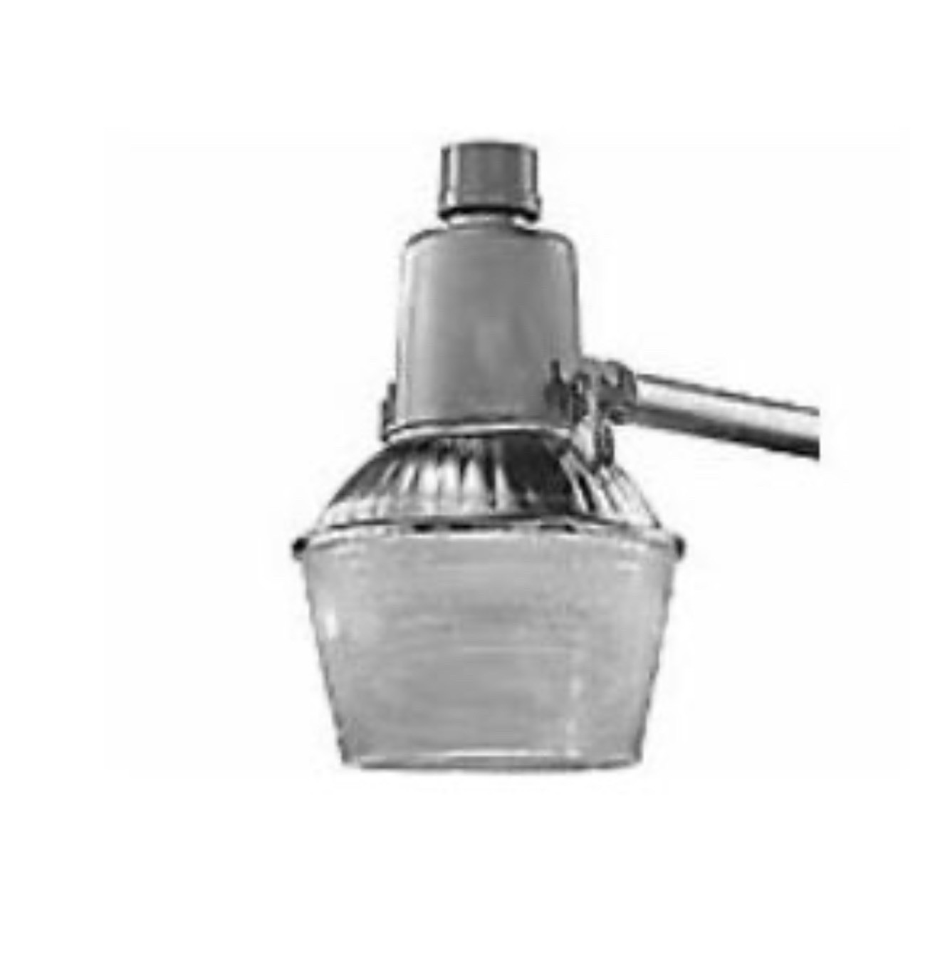 EATON Halo Security Light, HPS Lamp, 150 W, 120V, NPF Ballast, Die Cast Aluminum EATON Halo Security Light, HPS Lamp, 150 W, 120V, NPF Ballast, Die Cast Aluminum