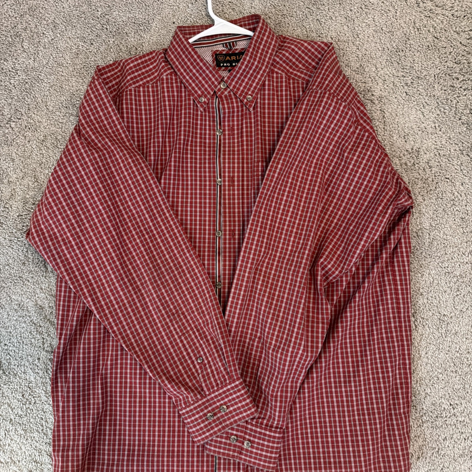 Ariat Pro Series Shirt Mens XL Red Plaid Button Down Long Sleeve Western Logo Ariat Pro Series Shirt Mens XL Red Plaid Button Down Long Sleeve Western Logo