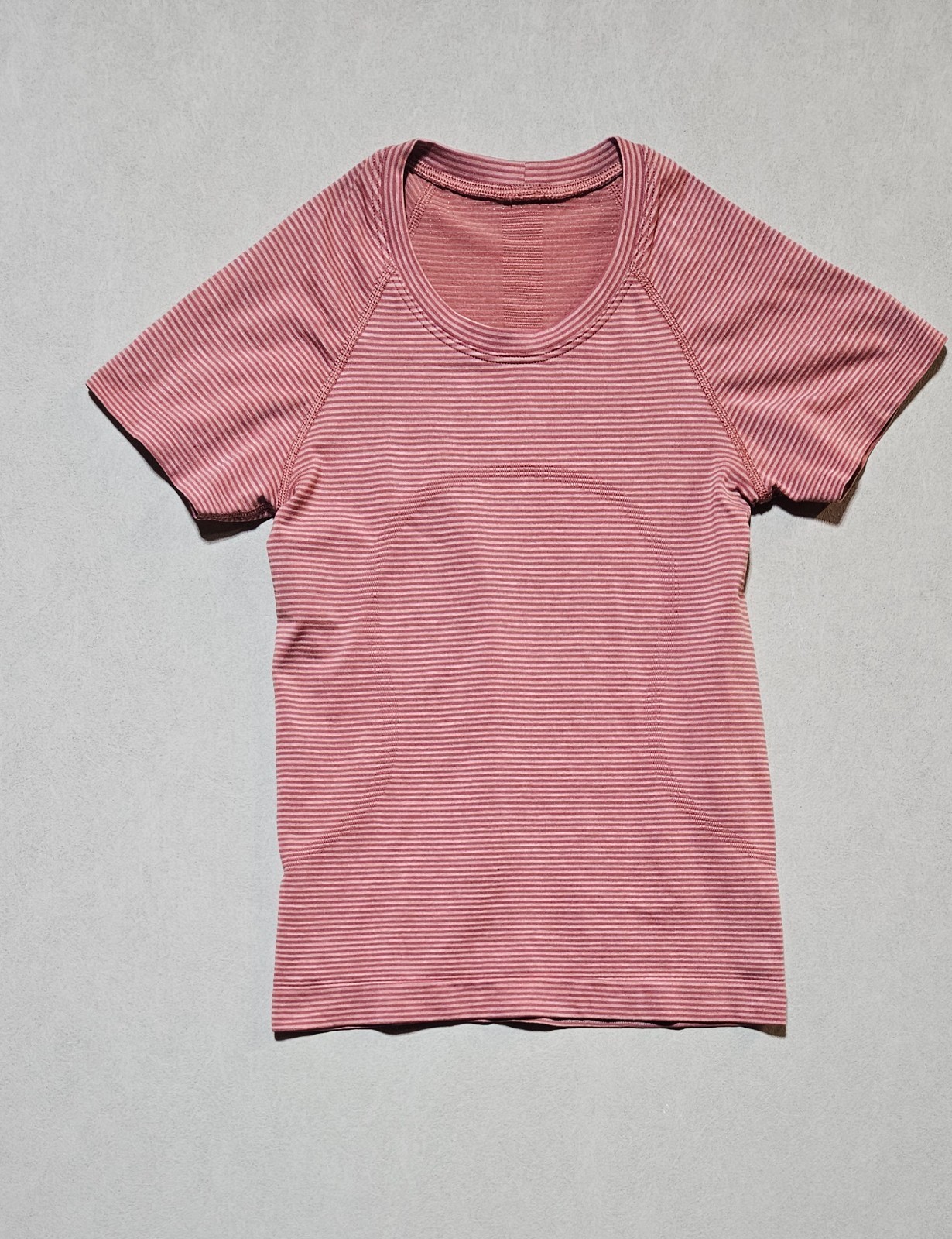 Lululemon Swiftly Tech Short Sleeve Women\'s Pink Striped Shirt No Tag