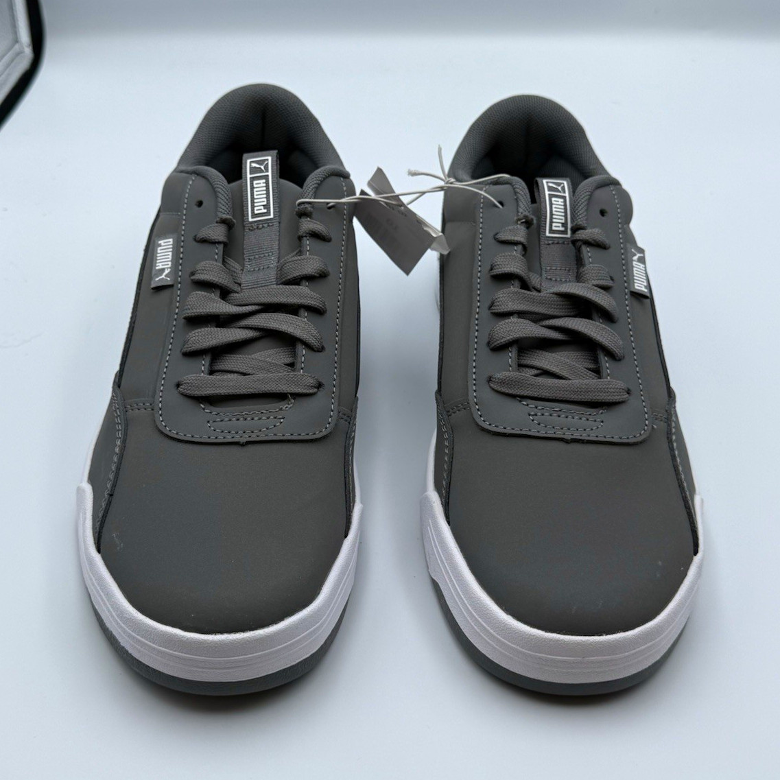 PUMA Men’s Gray/White Low Top Lace Up Solid Athletic Sneaker
