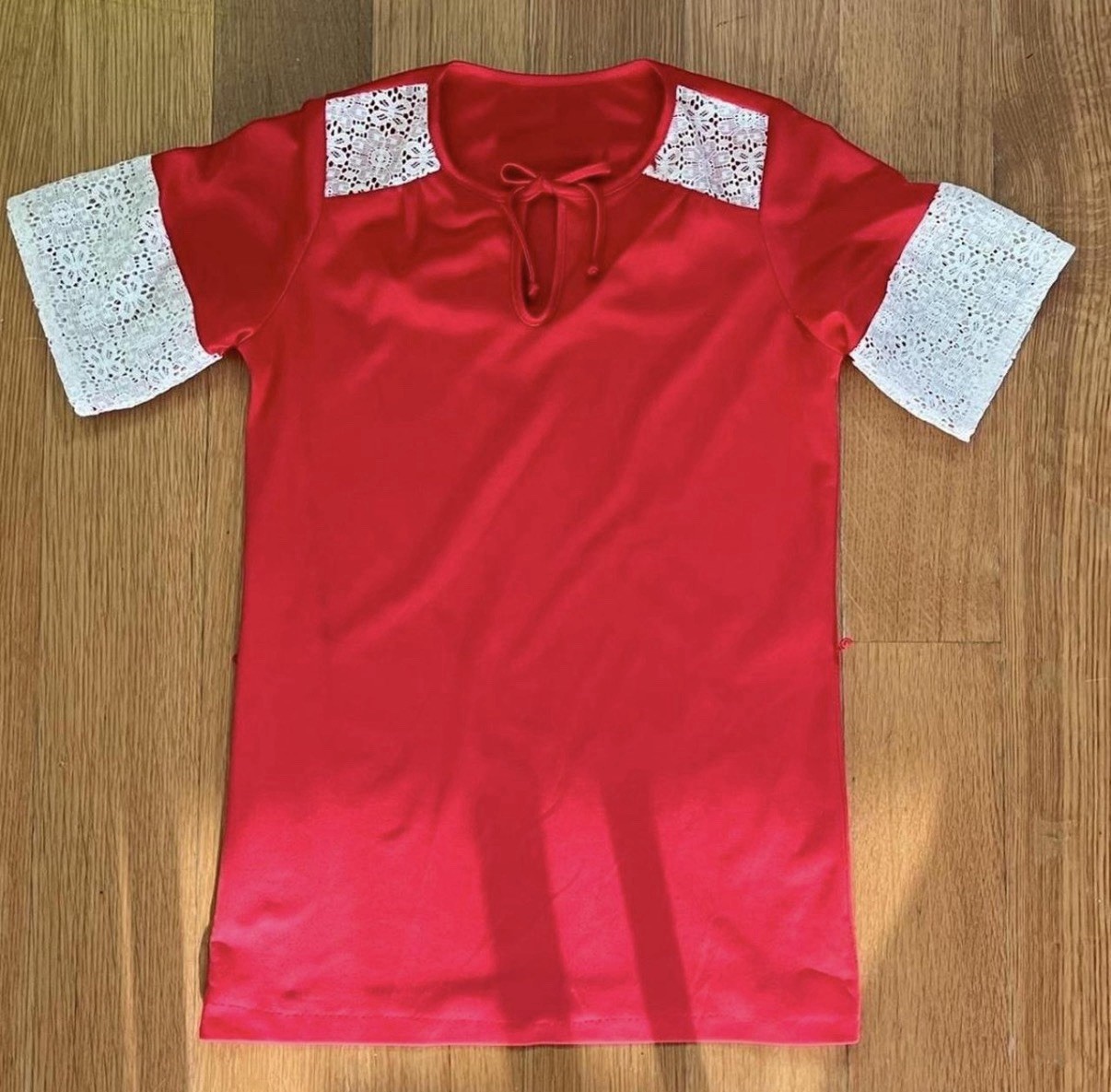 Vintage 70s Crochet Lace Block Red Top Tie Neck Peasant Prairie Folk Handmade M Vintage 70s Crochet Lace Block Red Top Tie Neck Peasant Prairie Folk Handmade M