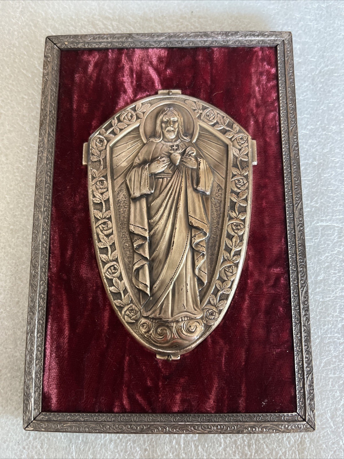 Vintage Sacred Heart Jesus Wall Plaque Devotional Hanging Religious Art Velvet