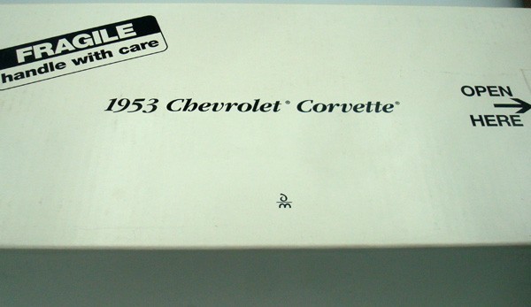Danbury Mint Diecast 1953 Chevy Corvette - WHITE COLOR - EXTRA NICE Danbury Mint Diecast 1953 Chevy Corvette - WHITE COLOR - EXTRA NICE