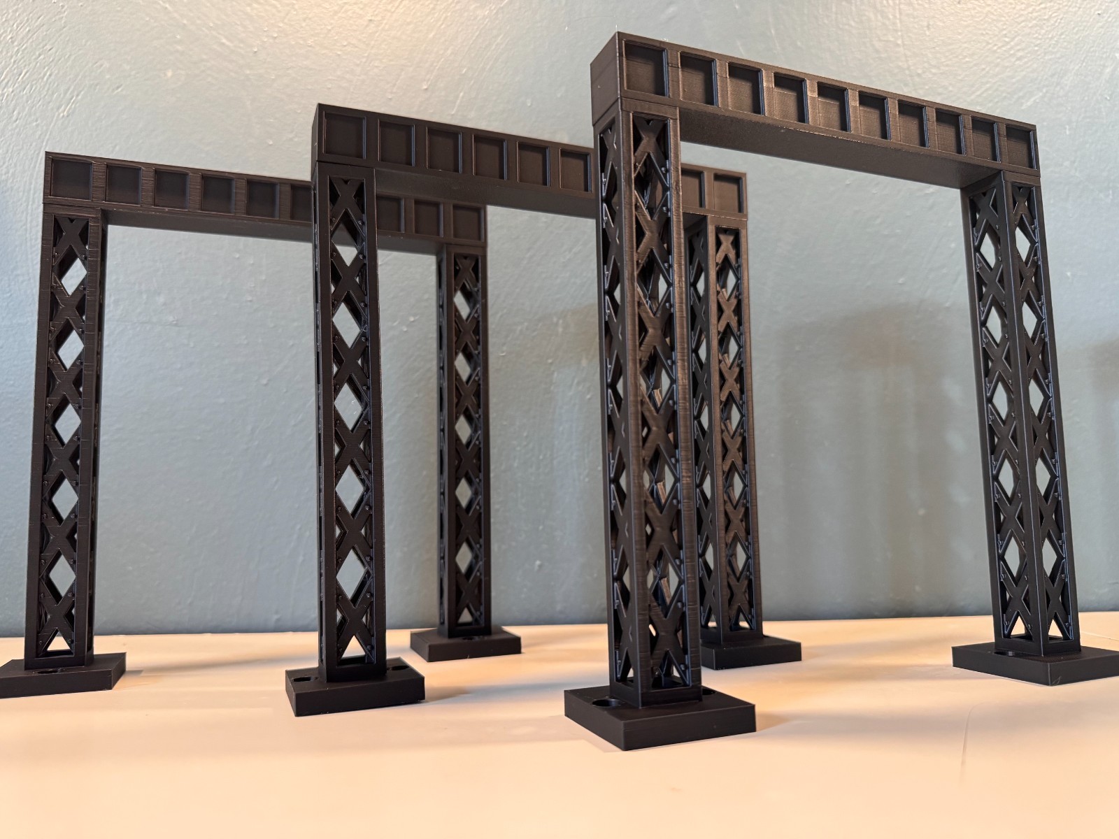 O Gauge PRO Series Lattice I-Beam Trestle (10