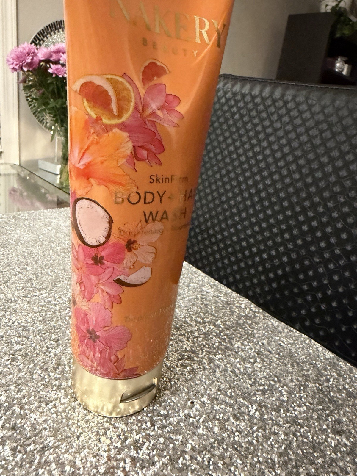 Nakery Beauty SKINFIRM Body + Hair Wash - Tropical Therapy - 11.5floz/341mL New Nakery Beauty SKINFIRM Body + Hair Wash - Tropical Therapy - 11.5floz/341mL New