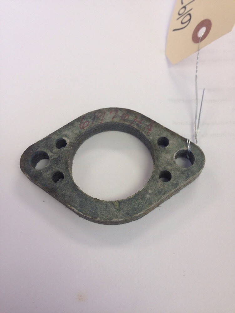 IH International Travelall C100 C130 Pickup Carburetor Mounting Gasket 61976HA