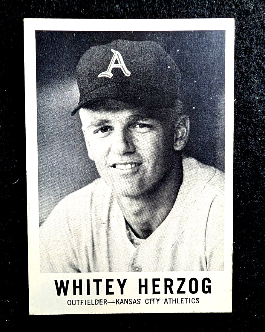 1960 Leaf #71- Whitey Herzog Kansas City Athletics HOF - EX-MT