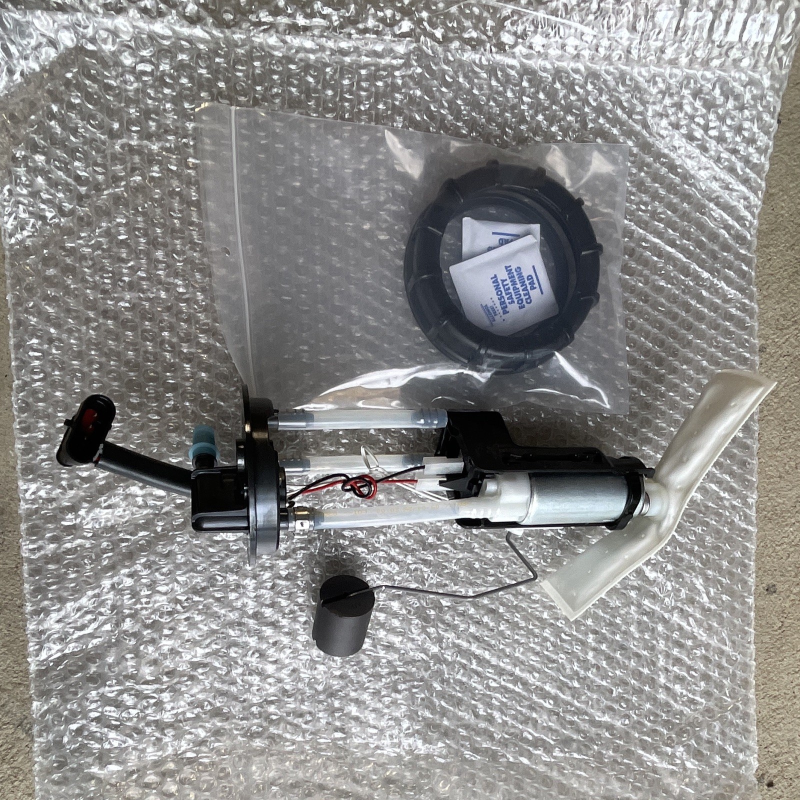 Genuine Oem Fuel Pump Kit Polaris Ranger Part No. 2211908 Brand New