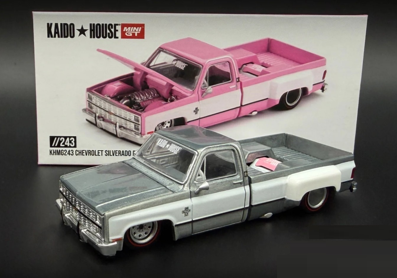 Chase Kaido House 1:64 Chevrolet Silverado Dually Vintage Spec V2 Pink KHMG243