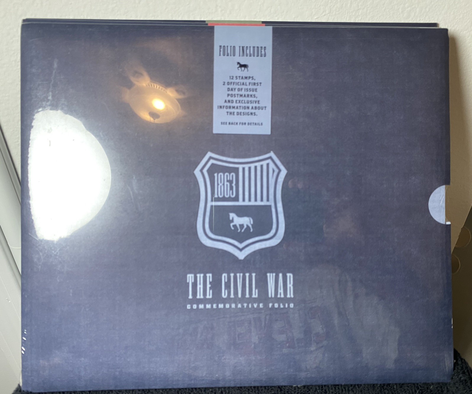The Civil War 1863-1865 - US Commemorative Stamp Book w/ Sealed Mint Stamp Set The Civil War 1863-1865 - US Commemorative Stamp Book w/ Sealed Mint Stamp Set