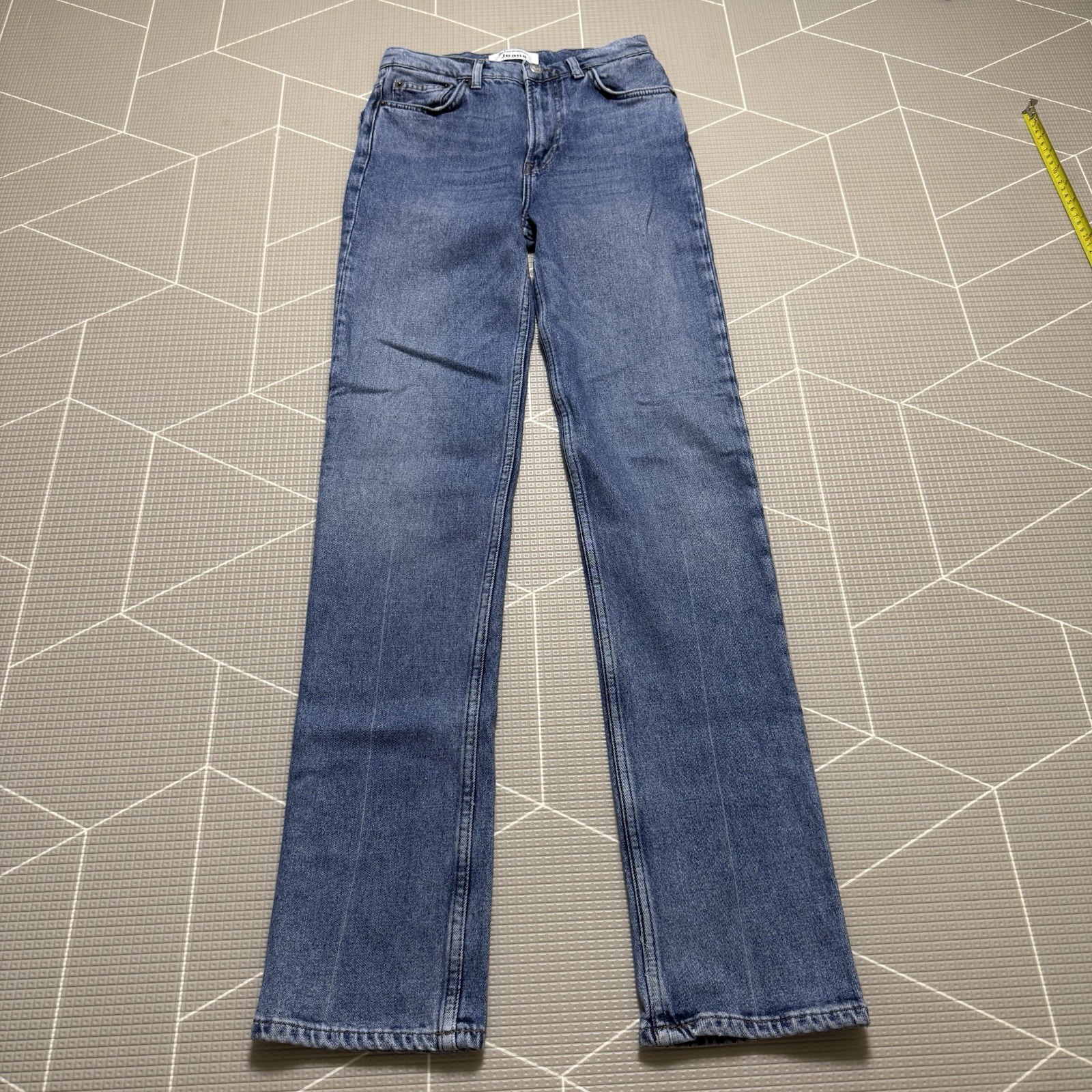 Reformation Liza High Waist Straight Leg Jeans Size 24 Lanai Wash 90s Tencel Reformation Liza High Waist Straight Leg Jeans Size 24 Lanai Wash 90s Tencel