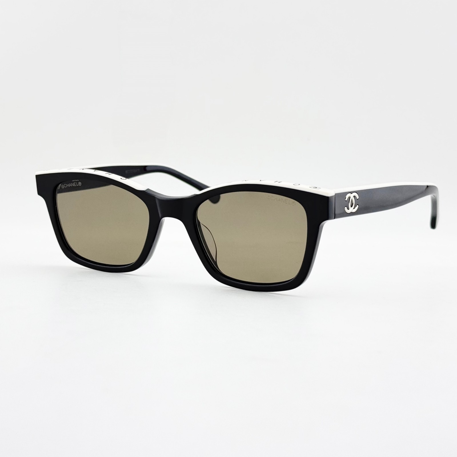 Chanel CH5417 501 Black Beige Square Sunglasses Gray Lens 54-22-140