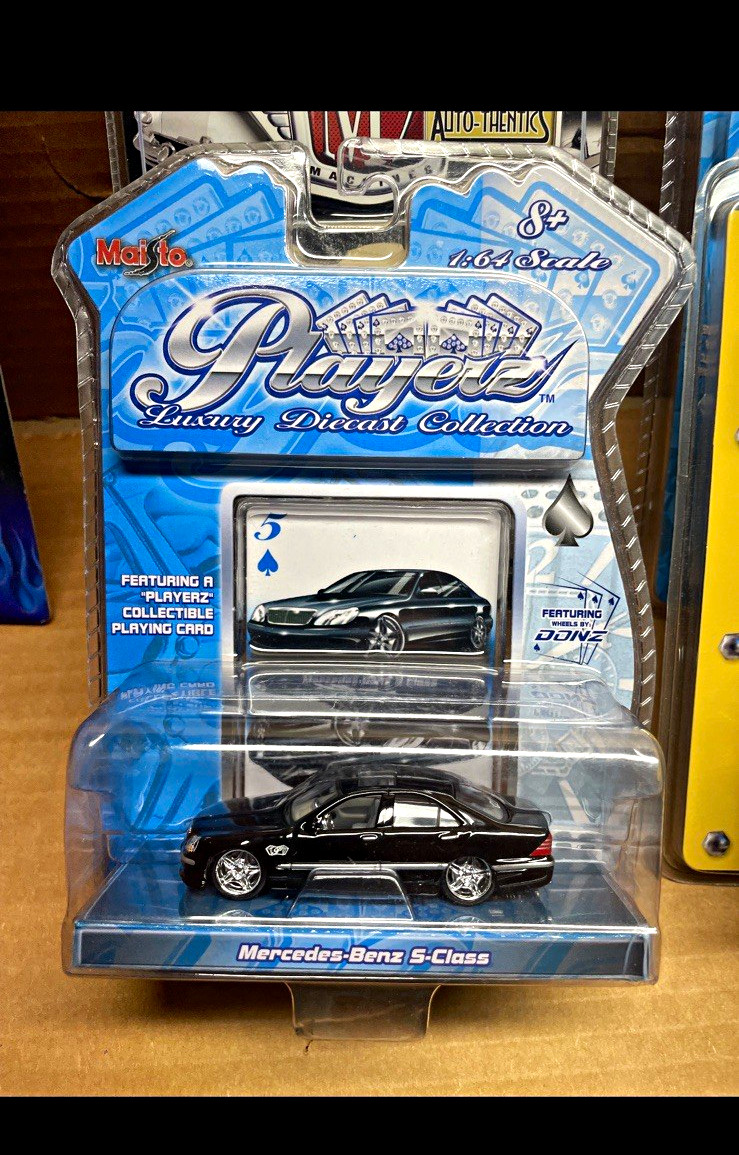 MAISTO PLAYERZ LUXURY DIECAST COLLECTION MERCEDES-BENZ S-CLASS 1/64 BLACK