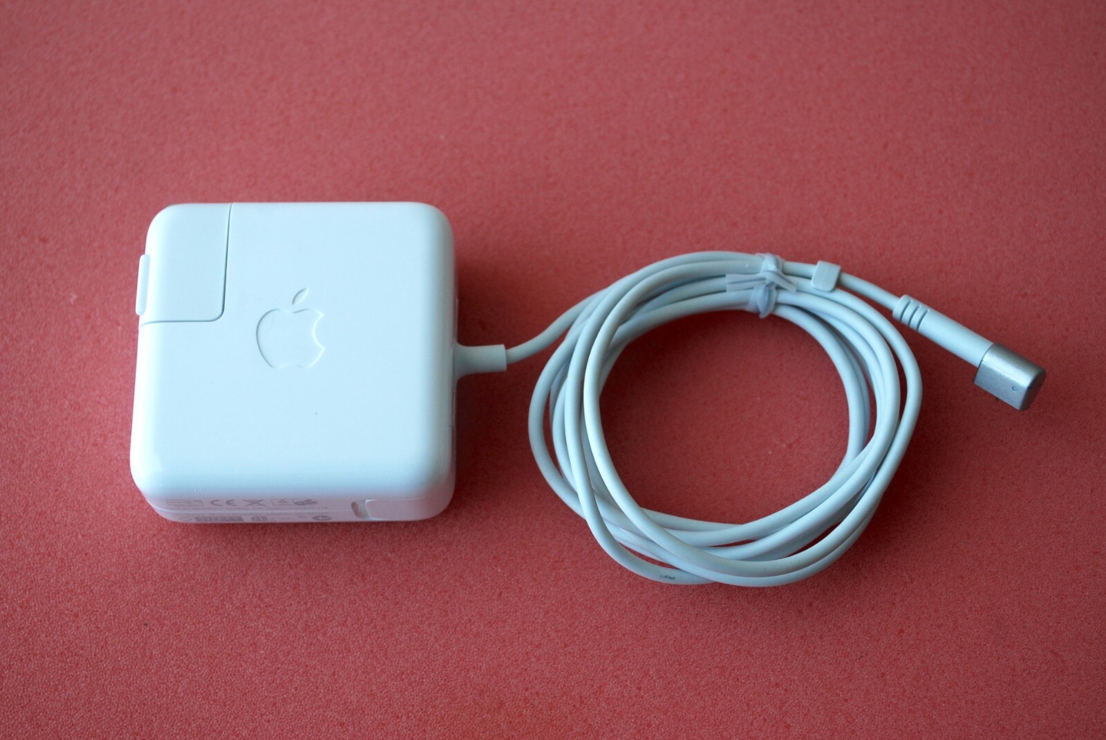 Genuine 2008-2011 Apple MacBook Air 11