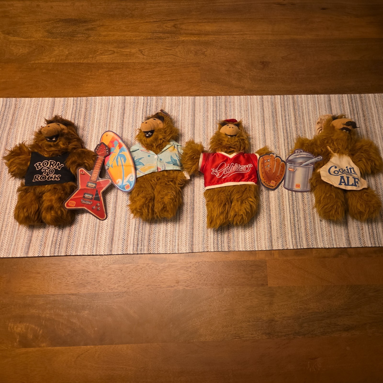 Vintage 1988 ALF Burger King Full Body Hand Puppets Lot Of 4 Complete Set W/Tags