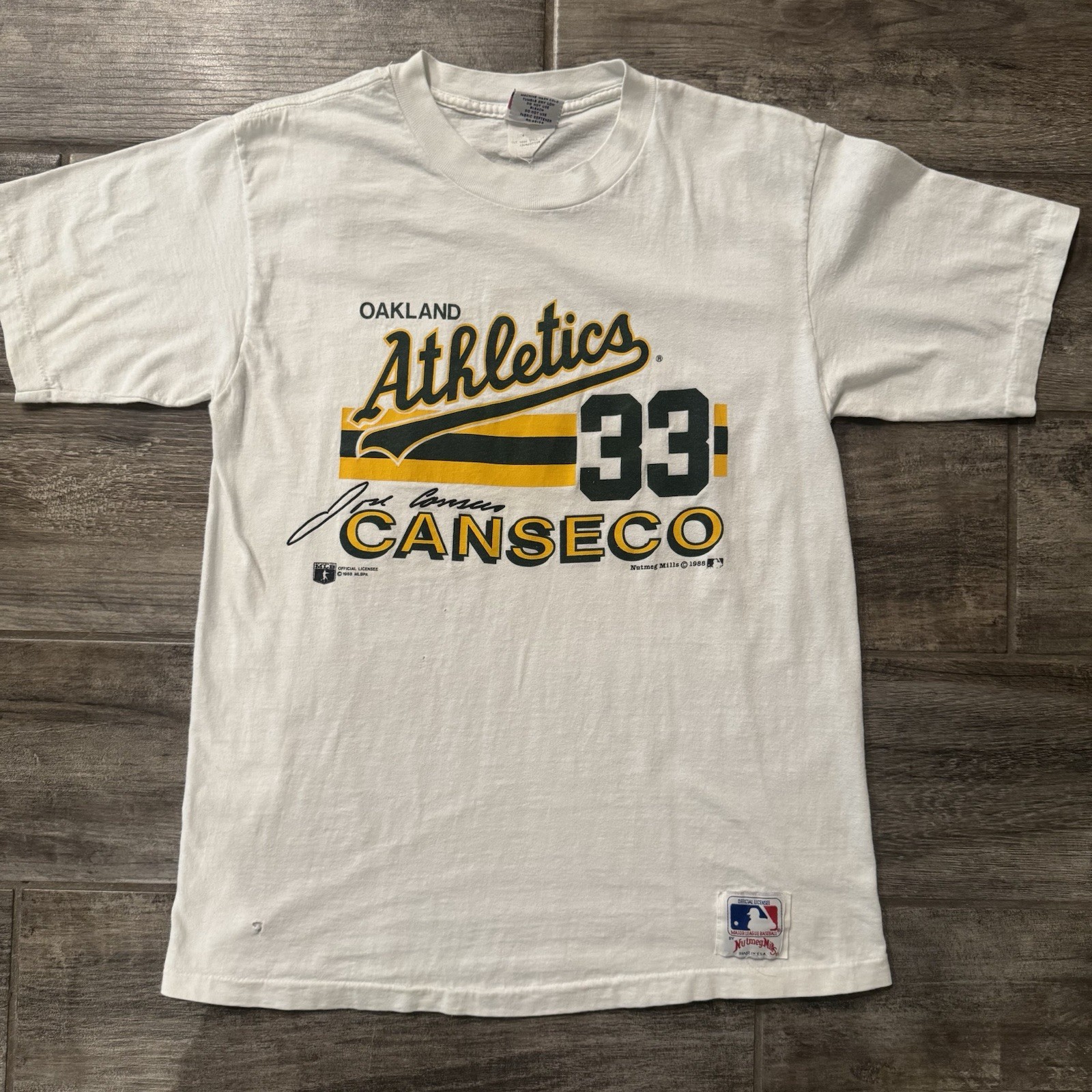Vintage 1988 Jose Canseco Oakland A\'s Nutmeg Mills T Shirt L Vintage 1988 Jose Canseco Oakland A\'s Nutmeg Mills T Shirt L