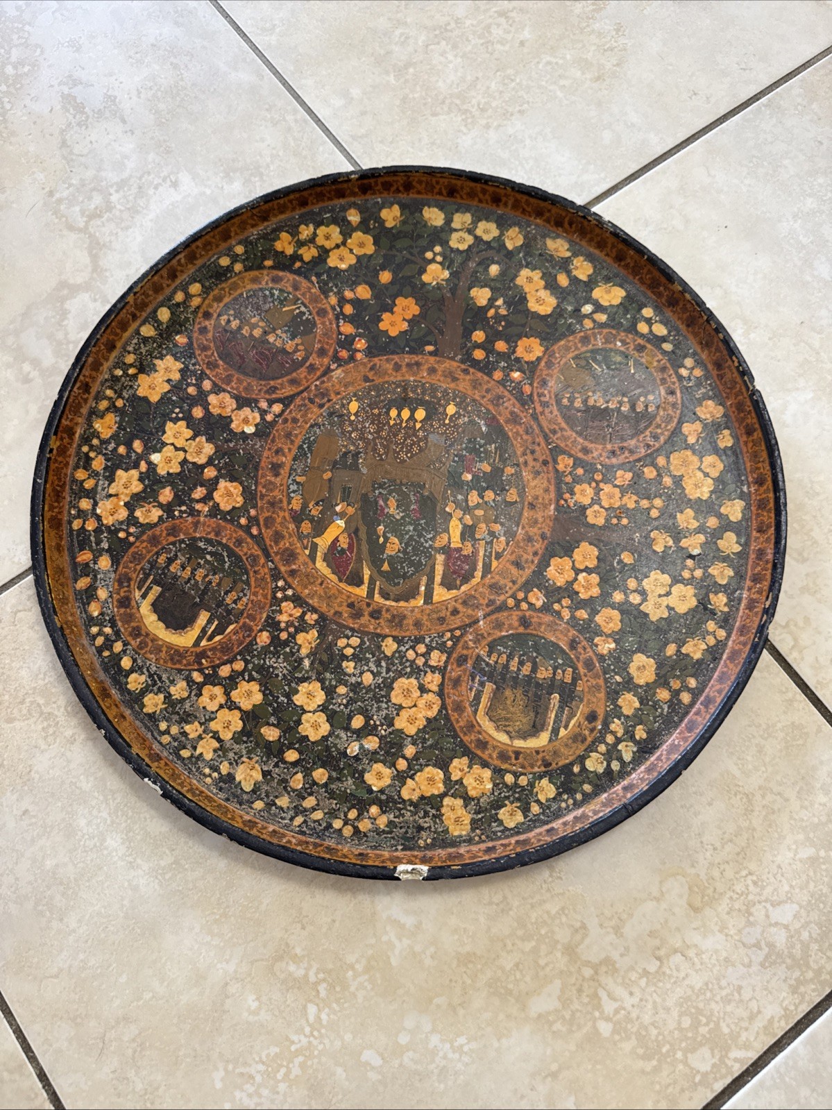 Antique Kashmiri/Indo-Persian Lacquered Papier-Mâche Charger Plate / Tray 41 cm 