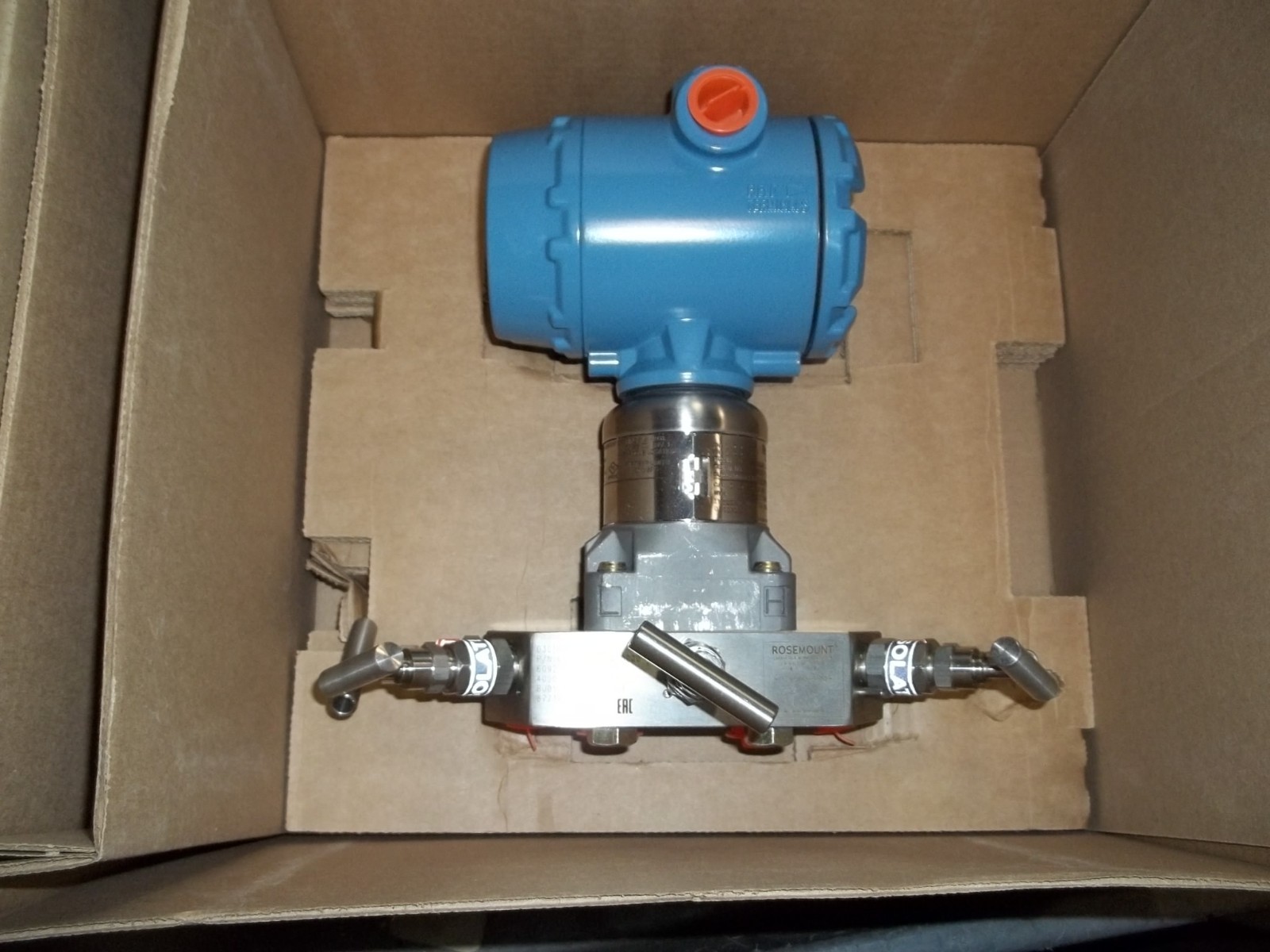 NIB ROSEMOUNT 3051S2CD2A2A11A1AE5M5 PRESSURE TRANSMITTER 3626 PSI MAX WP (DR2)