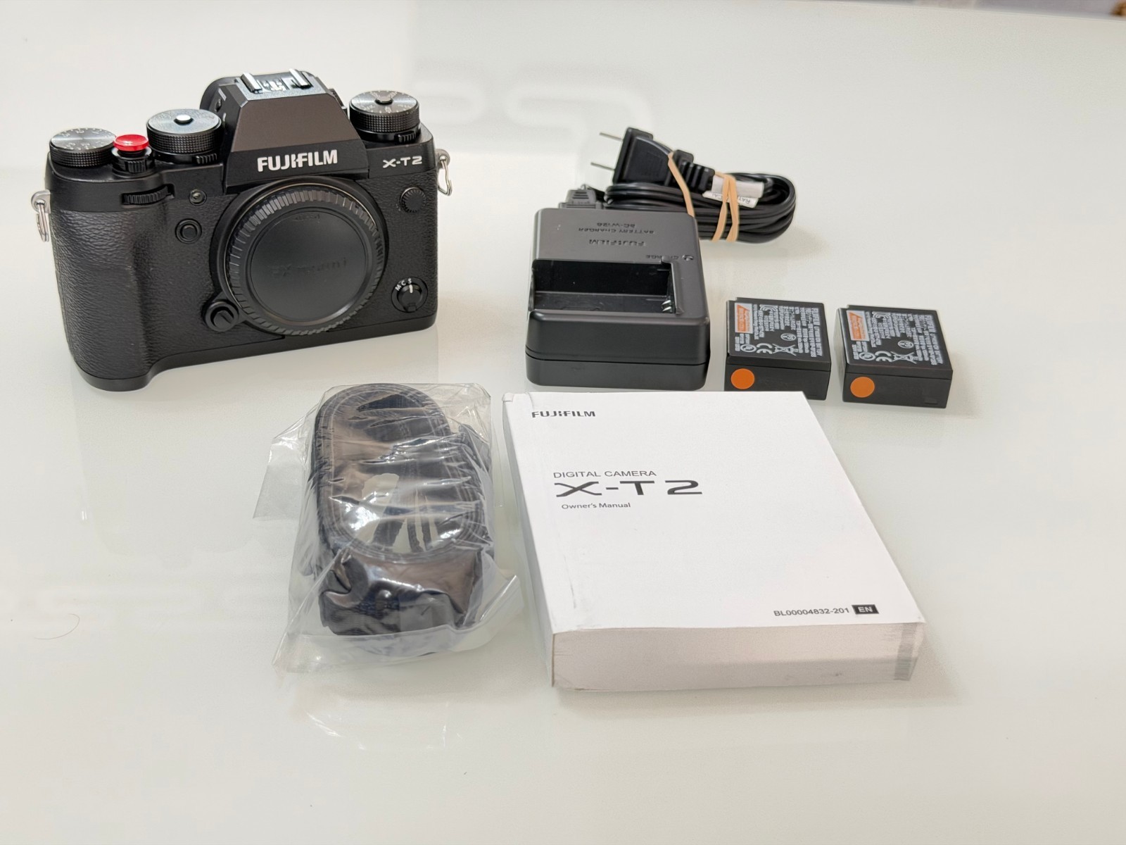 Fujifilm Fuji X-T2 XT2 24.3MP Mirrorless Digital Camera Body Only Black