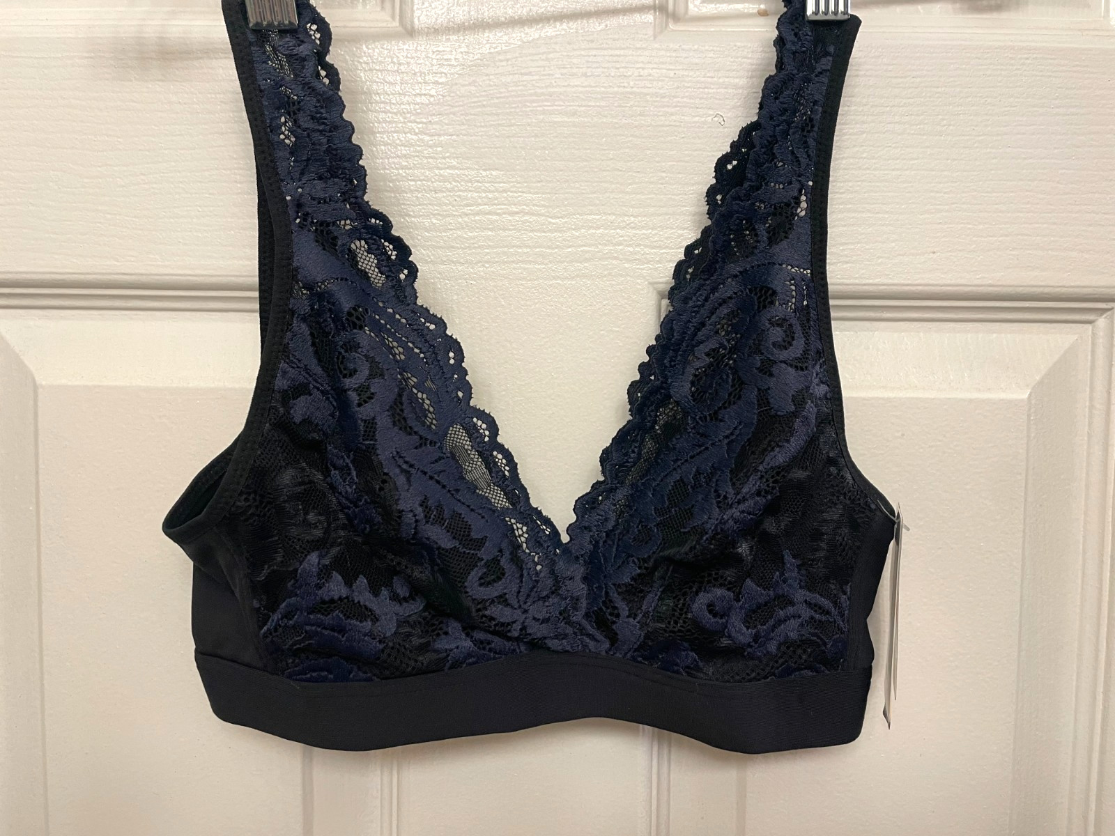NWT Wacoal SZ S Black Blue Lace Instant Icon Bralette Wirefree Bra 810322
