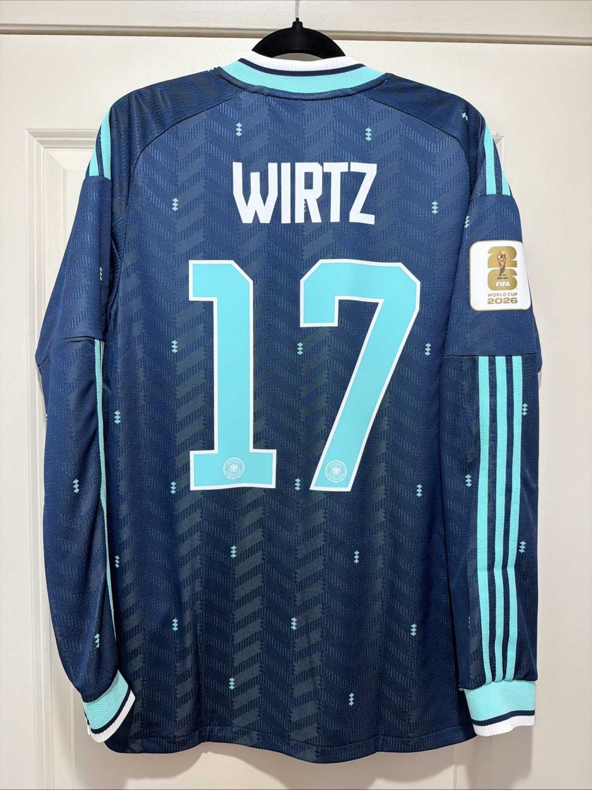 Wirtz #17 Mens MEDIUM Adidas Authentic Away Jersey World Cup