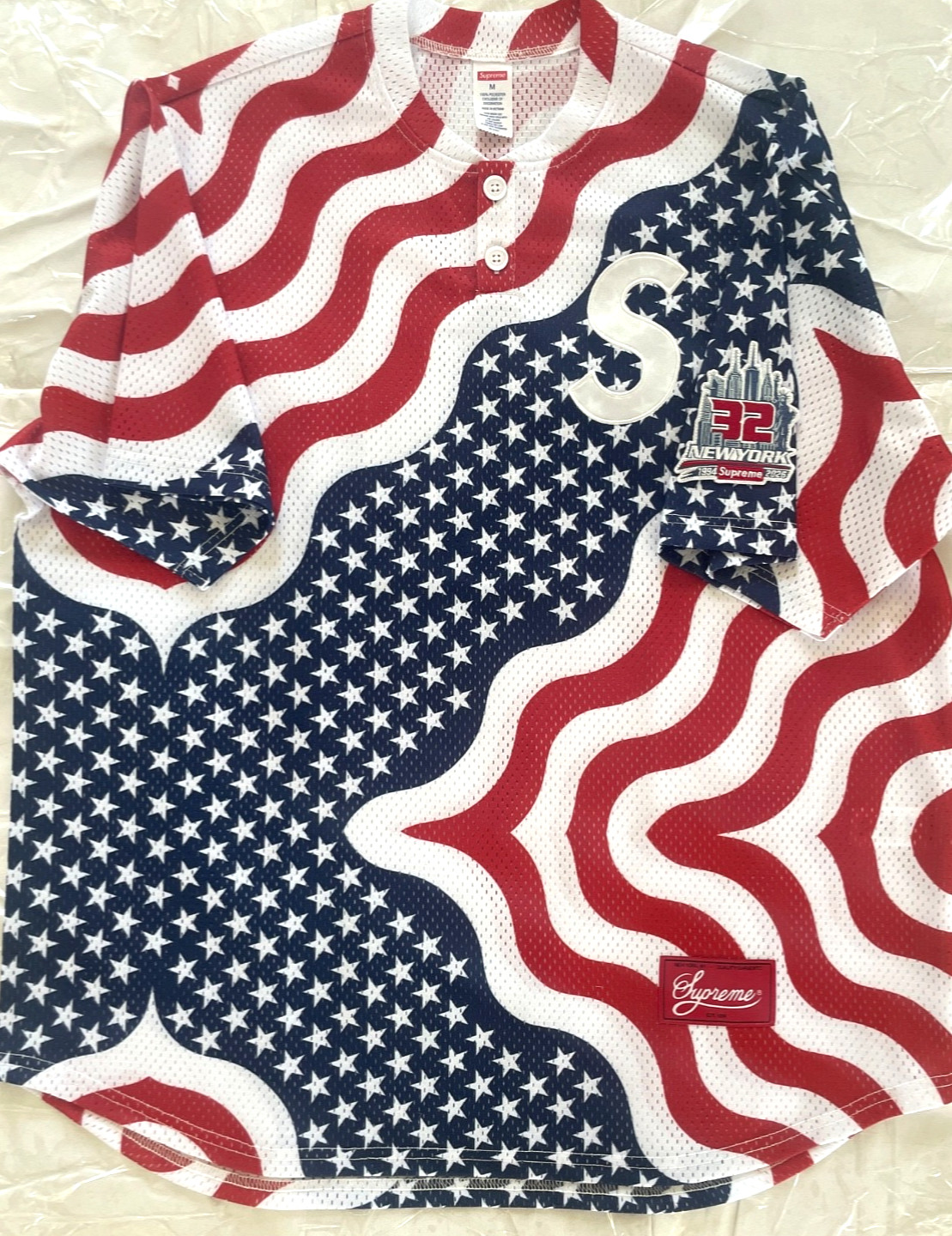 Supreme Shop S Logo Henley \'Flag New York\' Supreme Shop S Logo Henley \'Flag New York\'