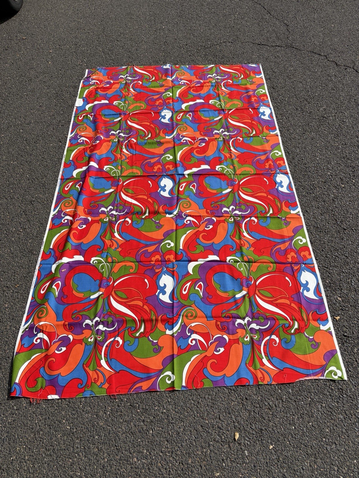 Vintage 1960s 1970s Psychedelic Fabric Remnant 97x55 Bloomcraft Scotchgard Vintage 1960s 1970s Psychedelic Fabric Remnant 97x55 Bloomcraft Scotchgard