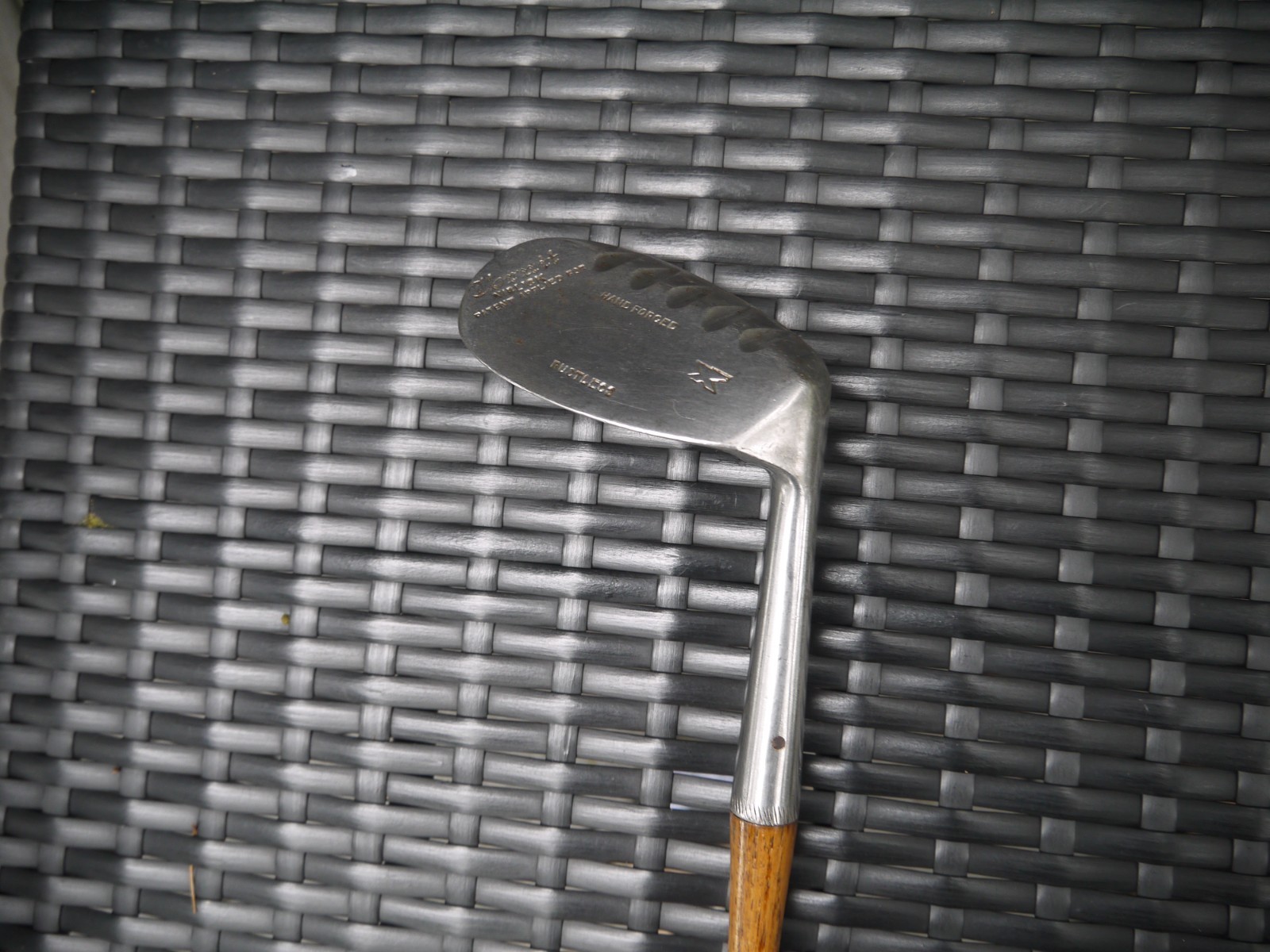 HTF Antique Vintage Hickory Shaft Spalding Rake Sole Niblick