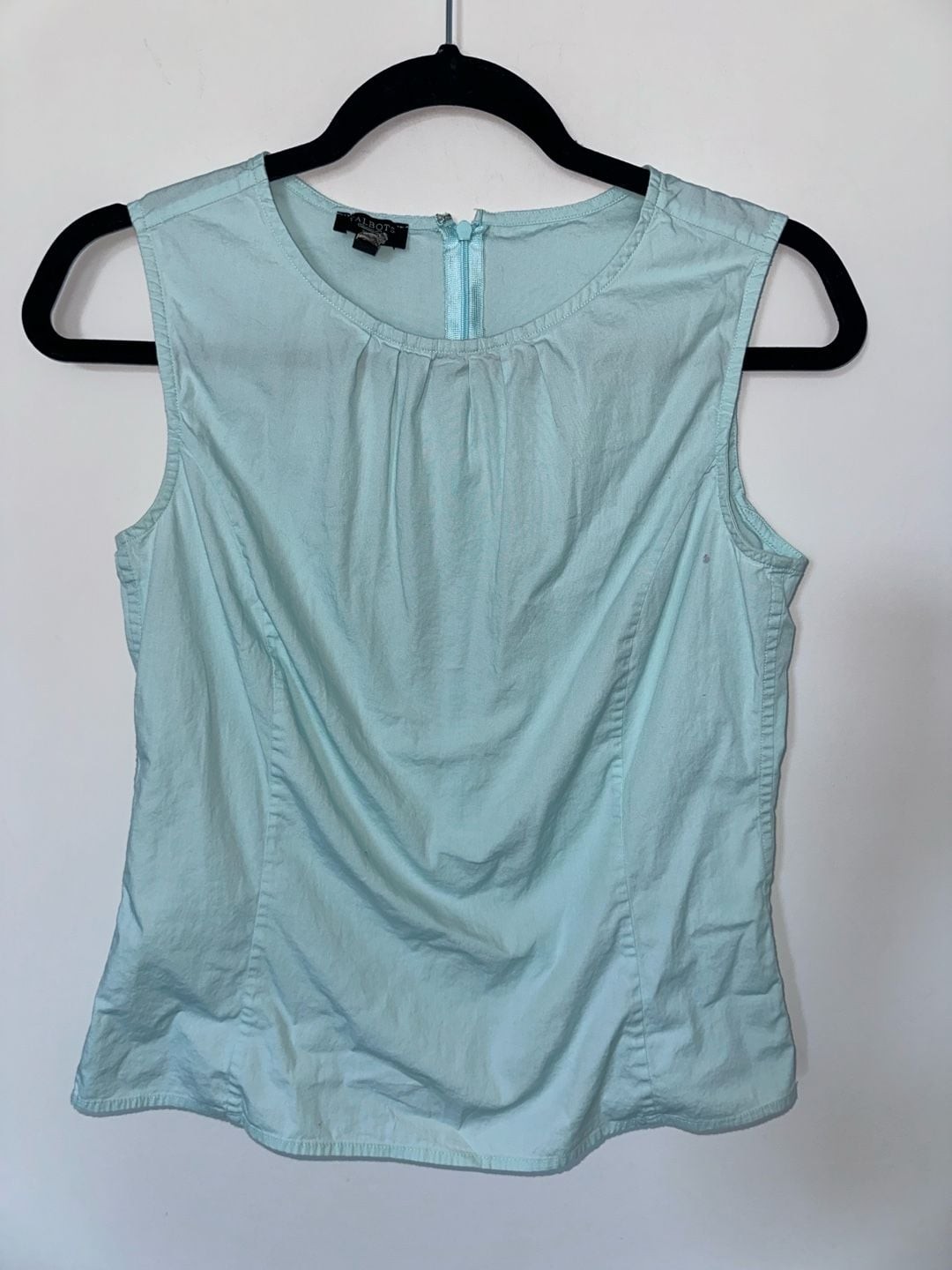 98% Cotton Talbots Mint Green Sleeveless Gathered Neck Tank Top Size 8P 98% Cotton Talbots Mint Green Sleeveless Gathered Neck Tank Top Size 8P