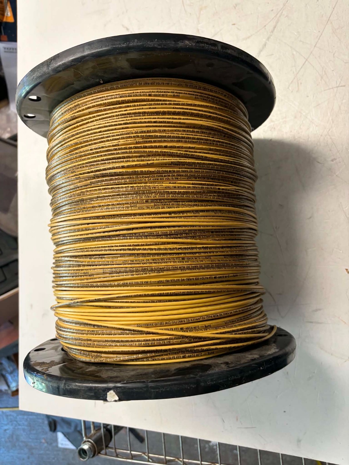 Southwire 2500' 22969006 Yellow Building Wire 12AWG 600V 20A Stranded Oil & Gas