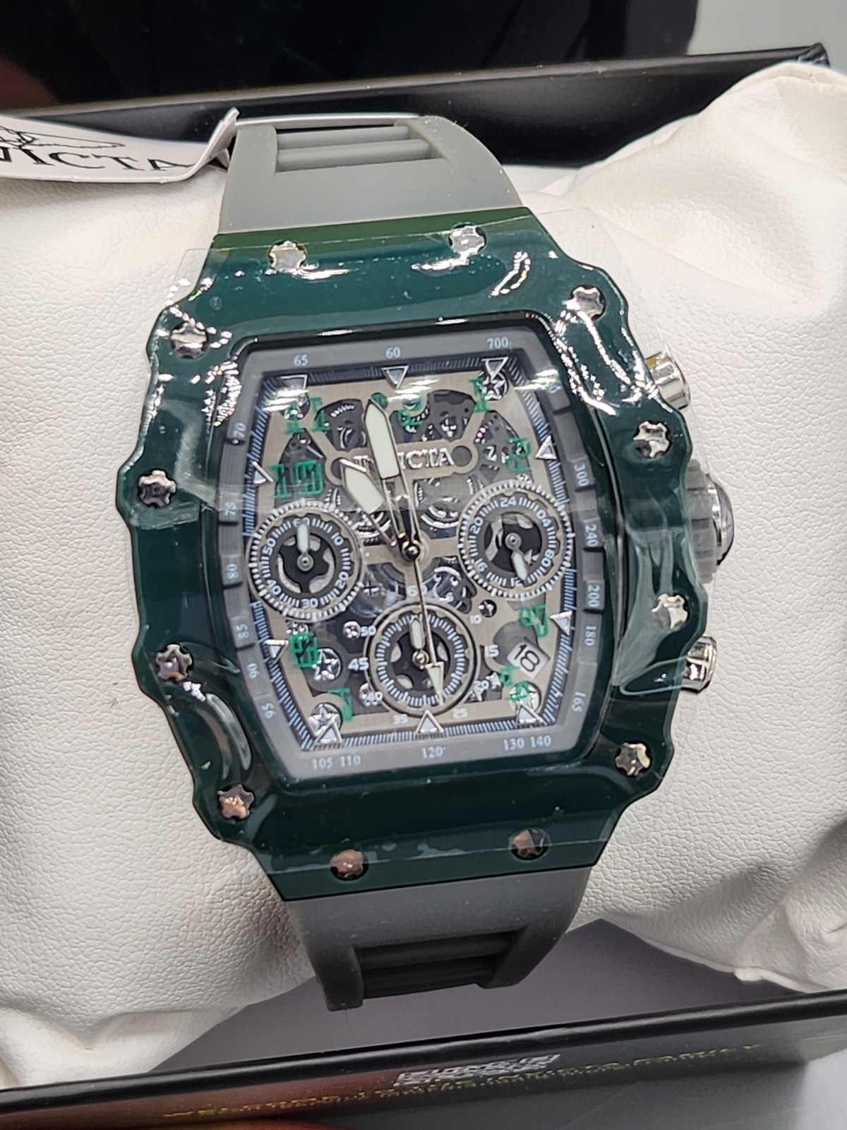 NIB Invicta Racing Special Edition Men\'s Watch 40mm Army Green Gray Band 69766