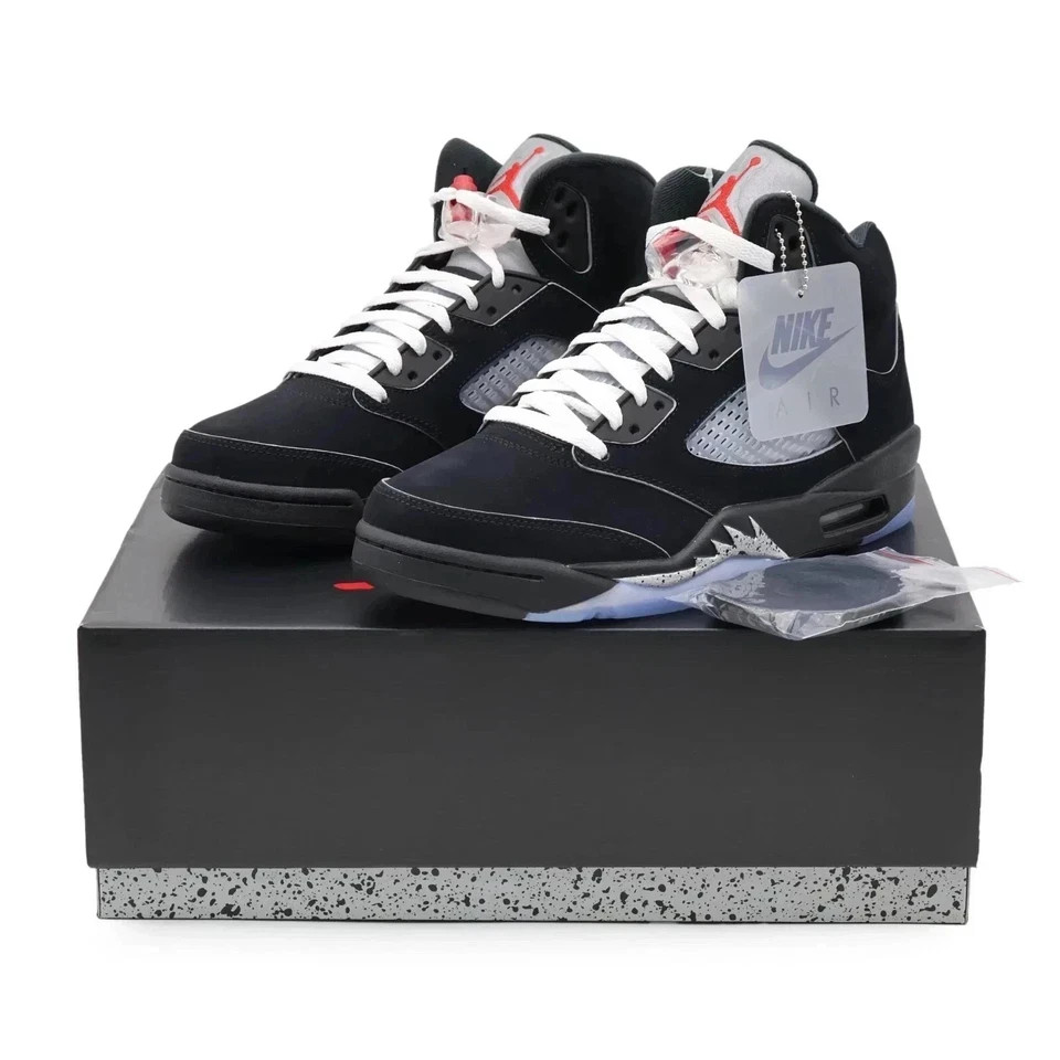 Men\'s Jordan 5 Retro OG 2025 Black Metallic Reimagined Size US 🔥SALE DEAL
