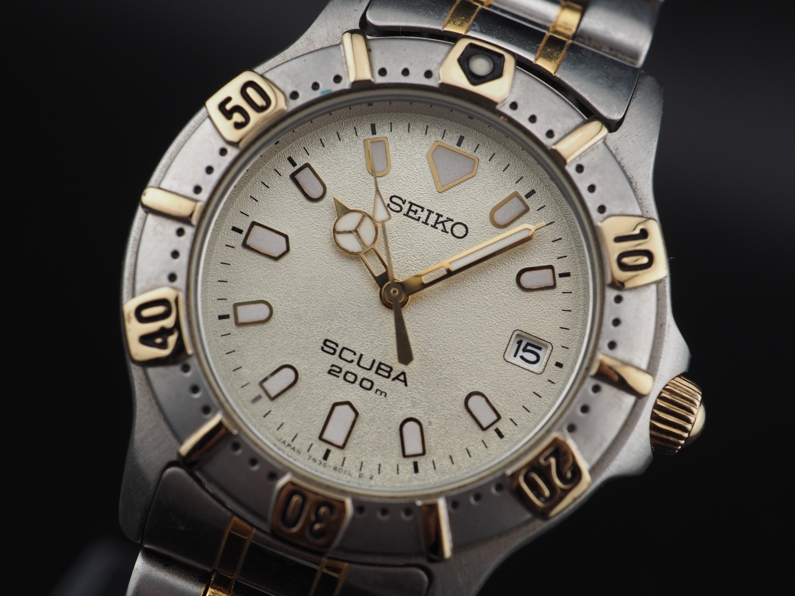 ▶️ Vintage 1992 N MINT Seiko SCUBA 200m 7N35-6010 Champagne Qz Mens Watch JAPAN