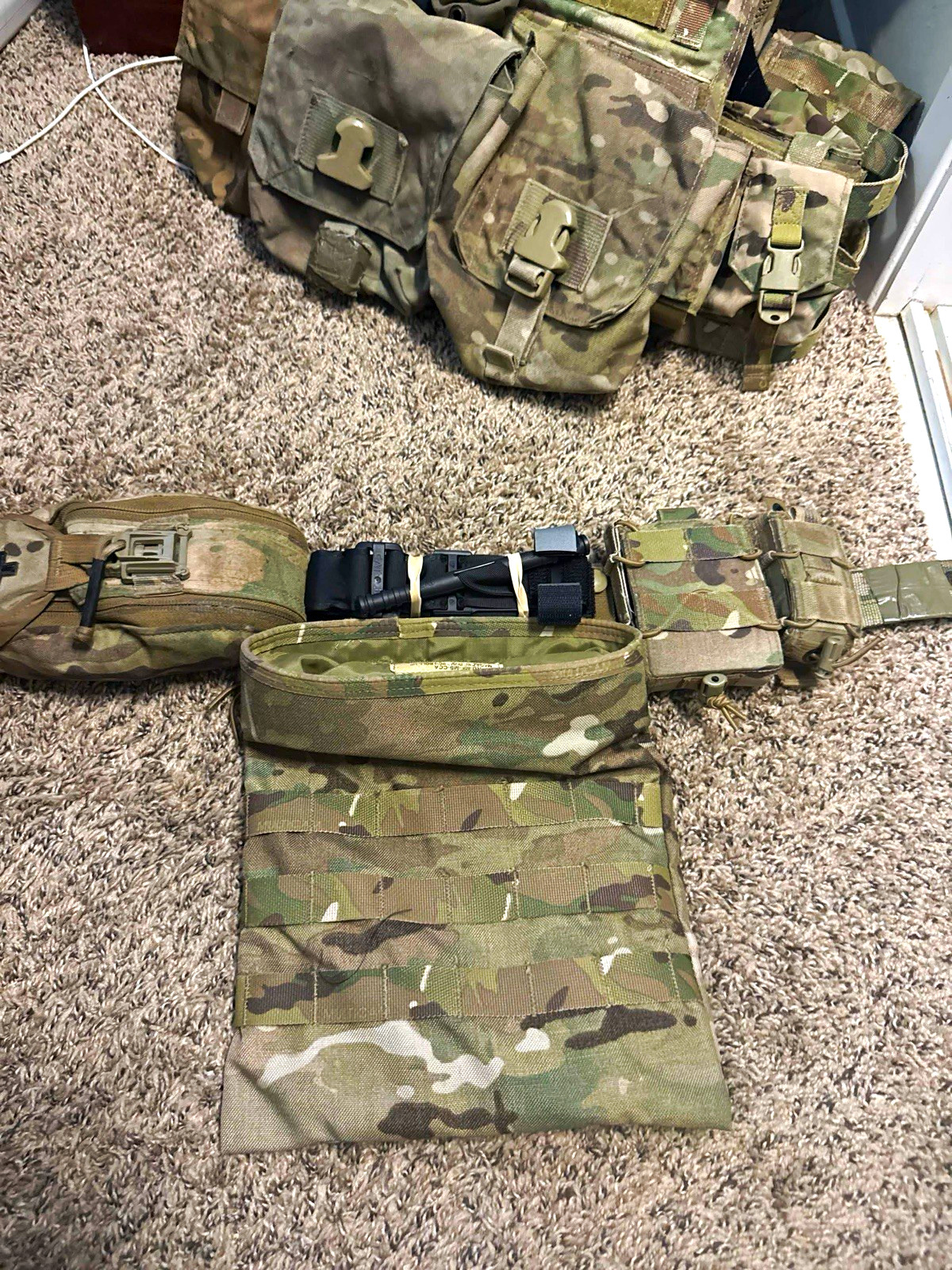 Eagle Industries Magazine Dump Pouch, Multicam Camo, Roll Up, Hook & Loop Eagle Industries Magazine Dump Pouch, Multicam Camo, Roll Up, Hook & Loop