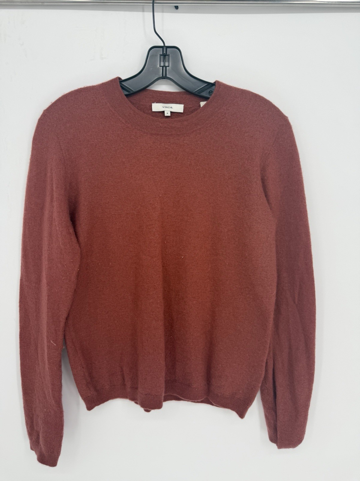 Vince. Women’s Cashmere Crewneck Pullover Long Sleeve Sweater - Brown - Medium Vince. Women’s Cashmere Crewneck Pullover Long Sleeve Sweater - Brown - Medium