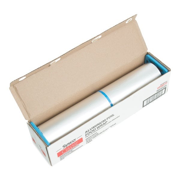 Sysco Classic Heavyweight Aluminum Foil Roll – 18\
