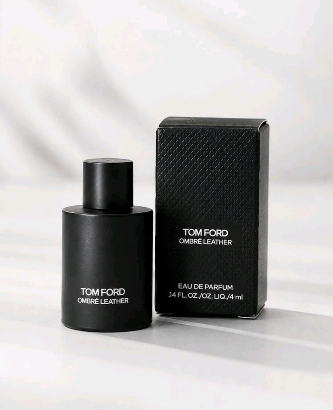 Tom Ford TF OMBRE LEATHER Eau De Parfum Mini Perfume Vial Spray, Travel Size