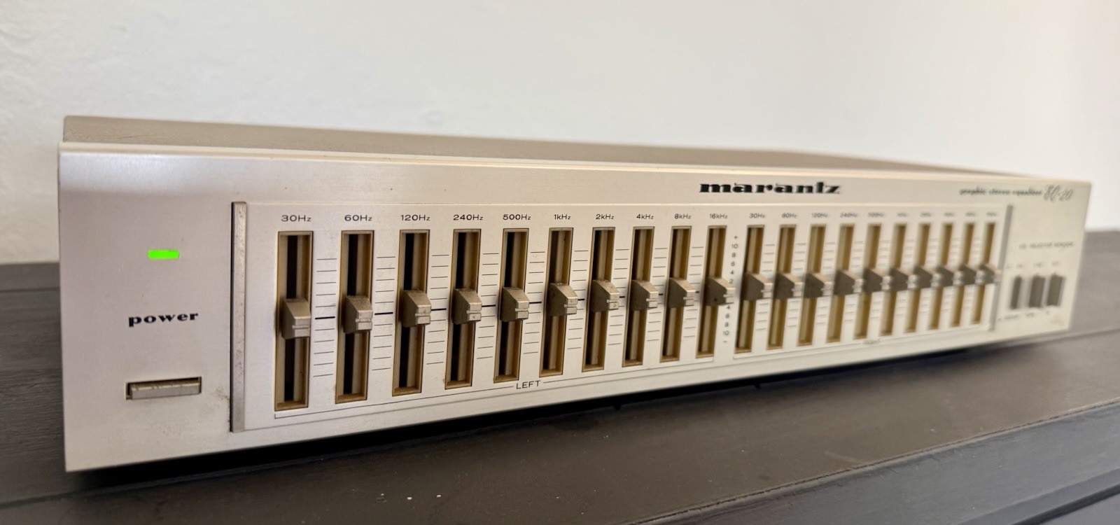 Marantz EQ-20 Graphic Stereo Equalizer Silver Analog RCA In/Out