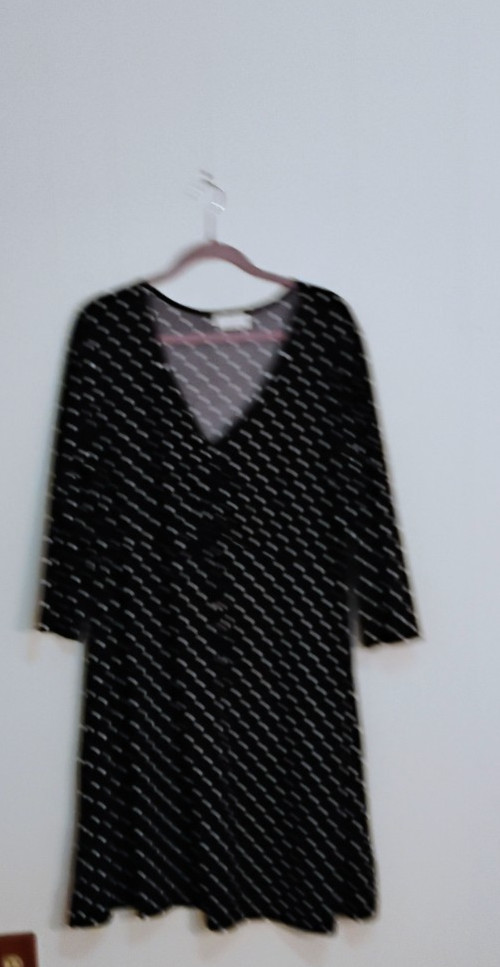 Bobbie & Brooks Black Polka Dot Dress, Midi, 2X, ruched neckline Bobbie & Brooks Black Polka Dot Dress, Midi, 2X, ruched neckline