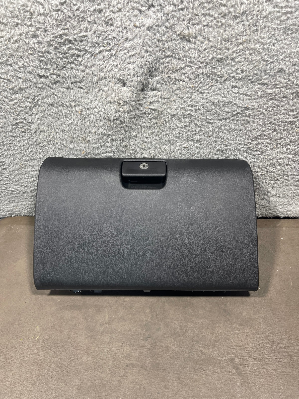 2019-2024 SIERRA LOWER GLOVE BOX BLACK OEM 19-24