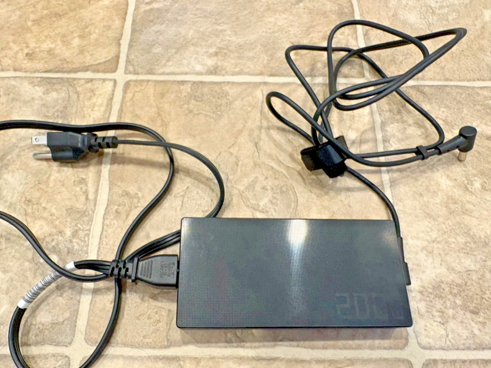 Genuine OEM ASUS 200W Adapter Charger ADP-200JB H 0A001-01120500 0A001-01120100