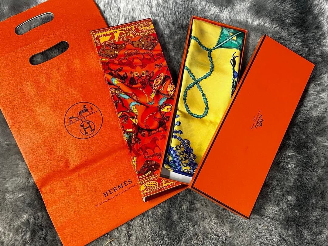 Hermes Carre 90 Silk 100% Scarf PARURES DES SABLES with BOX Paper Bag