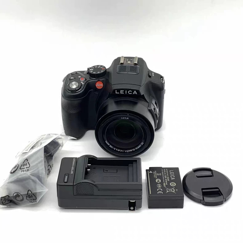 Leica V-LUX 4 12.1 MP 24x Zoom Digital SLR Camera with 4.5-108mm Zoom Lens