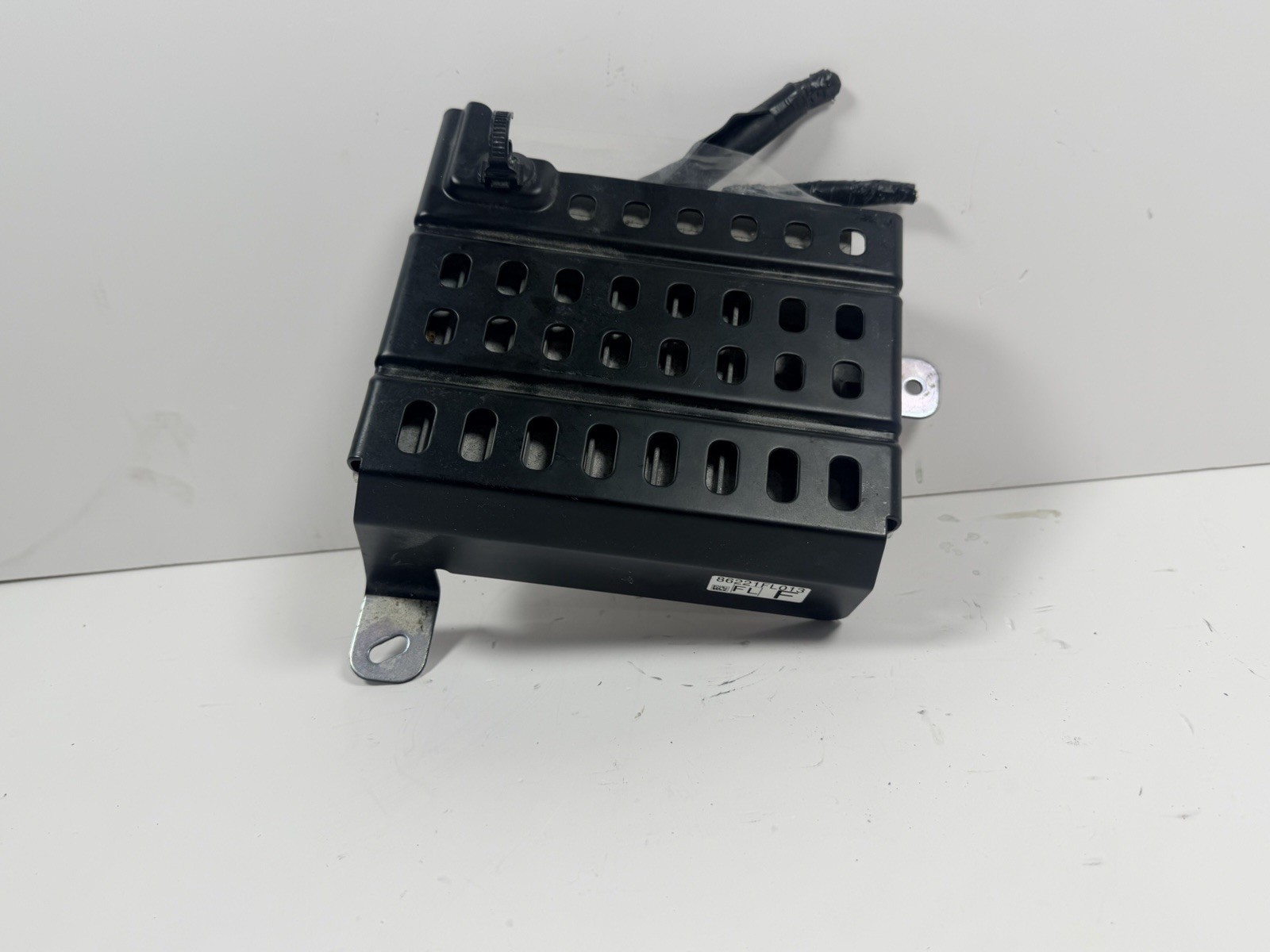 2018 - 2023 SUBARU CROSSTREK AUDIO RADIO SOUND SYSTEM AMP AMPLIFIER MODULE OEM 2018 - 2023 SUBARU CROSSTREK AUDIO RADIO SOUND SYSTEM AMP AMPLIFIER MODULE OEM