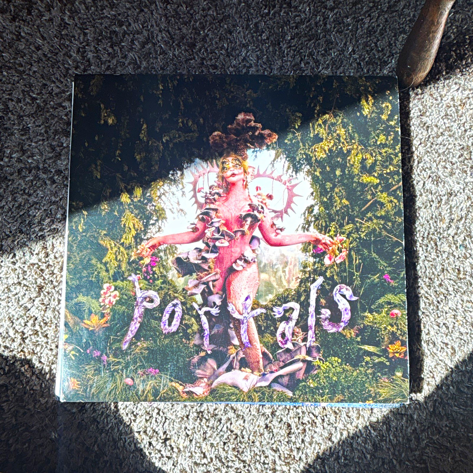 Melanie Martinez vinyls pack, posters and vinyls included. Crybaby,K-12,Portals.