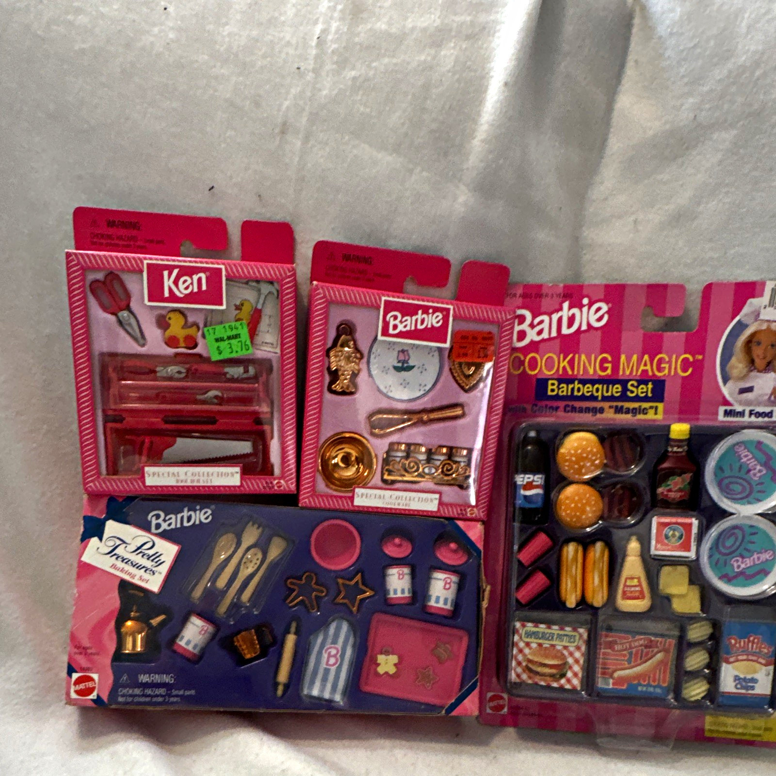 Mattel Barbie Ken Cooking Magic Color Changing Accessories Lot 11in 1997